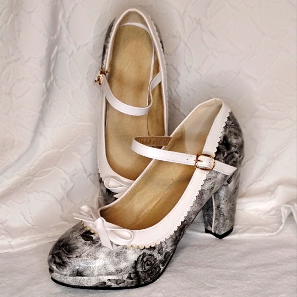Retro Shoes Unbranded